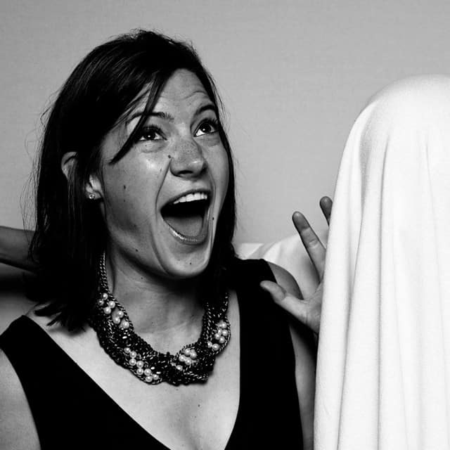 Best Scary Podcasts: Ghosts in the Burbs
