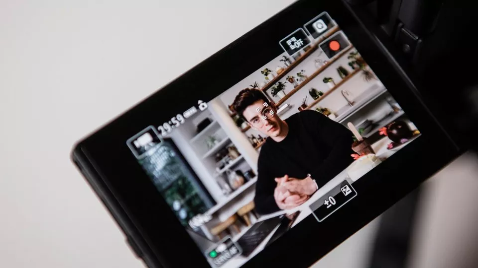 Who is the Canon EOS M50 Mark II For?